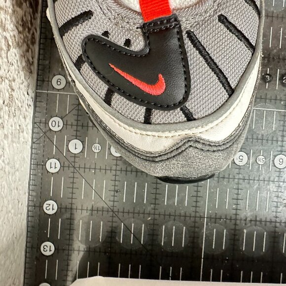 Nike Air Max 98 Women Size 9 AH6799-104 Red White Silver Grey Training Shoes - Picture 11 of 11